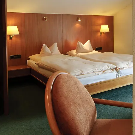 ホテル Steinbach-hotel - Inklusive Chiemgaukarte ルーポルディング