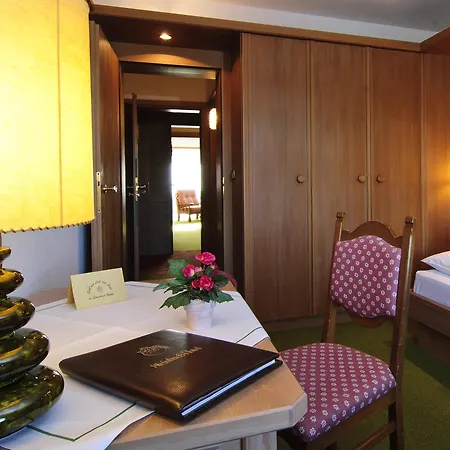 Steinbach-hotel - Inklusive Chiemgaukarte ホテル ルーポルディング